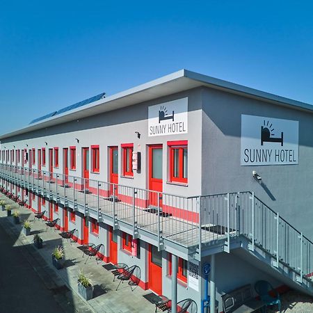 Sunny Hotel ريغينستوف المظهر الخارجي الصورة