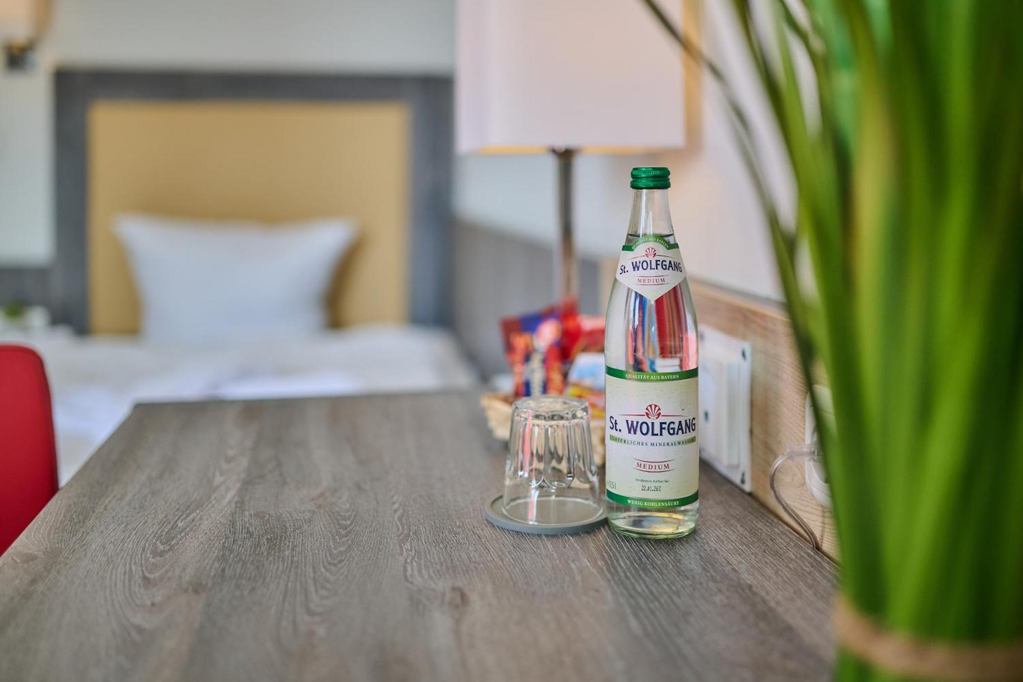 Sunny Hotel ريغينستوف المظهر الخارجي الصورة