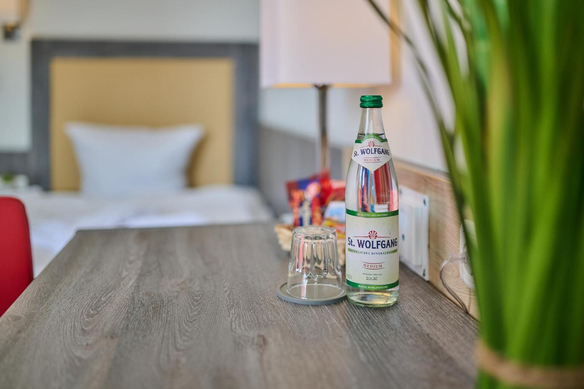 Sunny Hotel ريغينستوف المظهر الخارجي الصورة